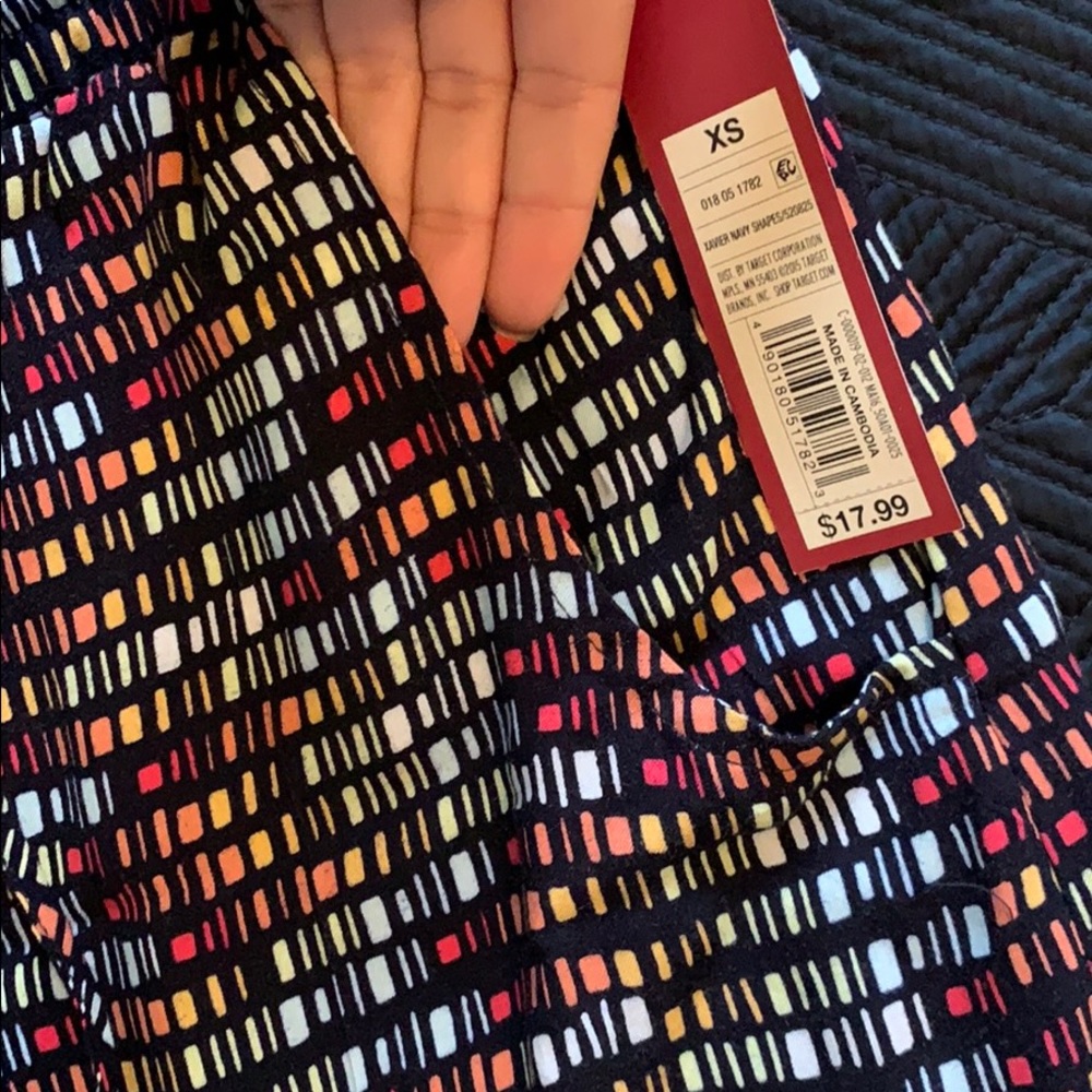 Patterned Skirt - Picture 2 of 4